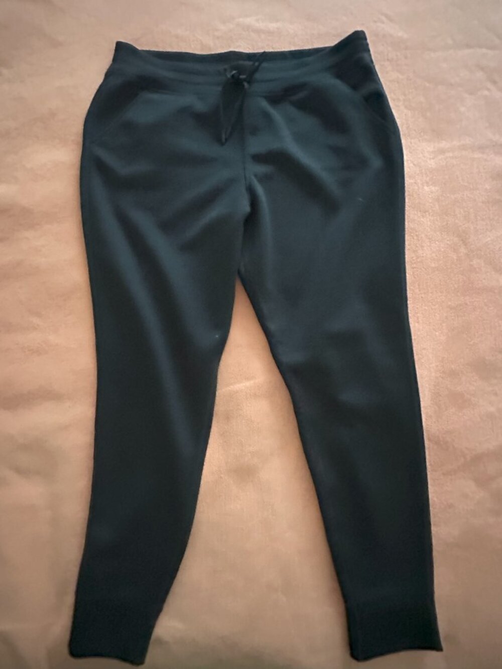 Lou & Grey black joggers